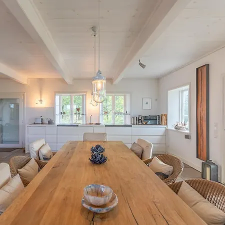 Andrea בית נופש *